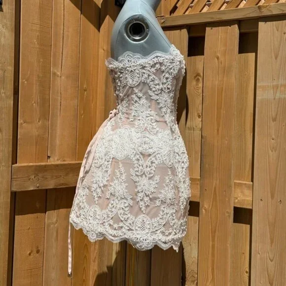 🆕 BRONX & BANCO 🧿 NWOT Maraya Blanc Lace Mini Dress, Sz XS US 2 - Picture 10 of 15